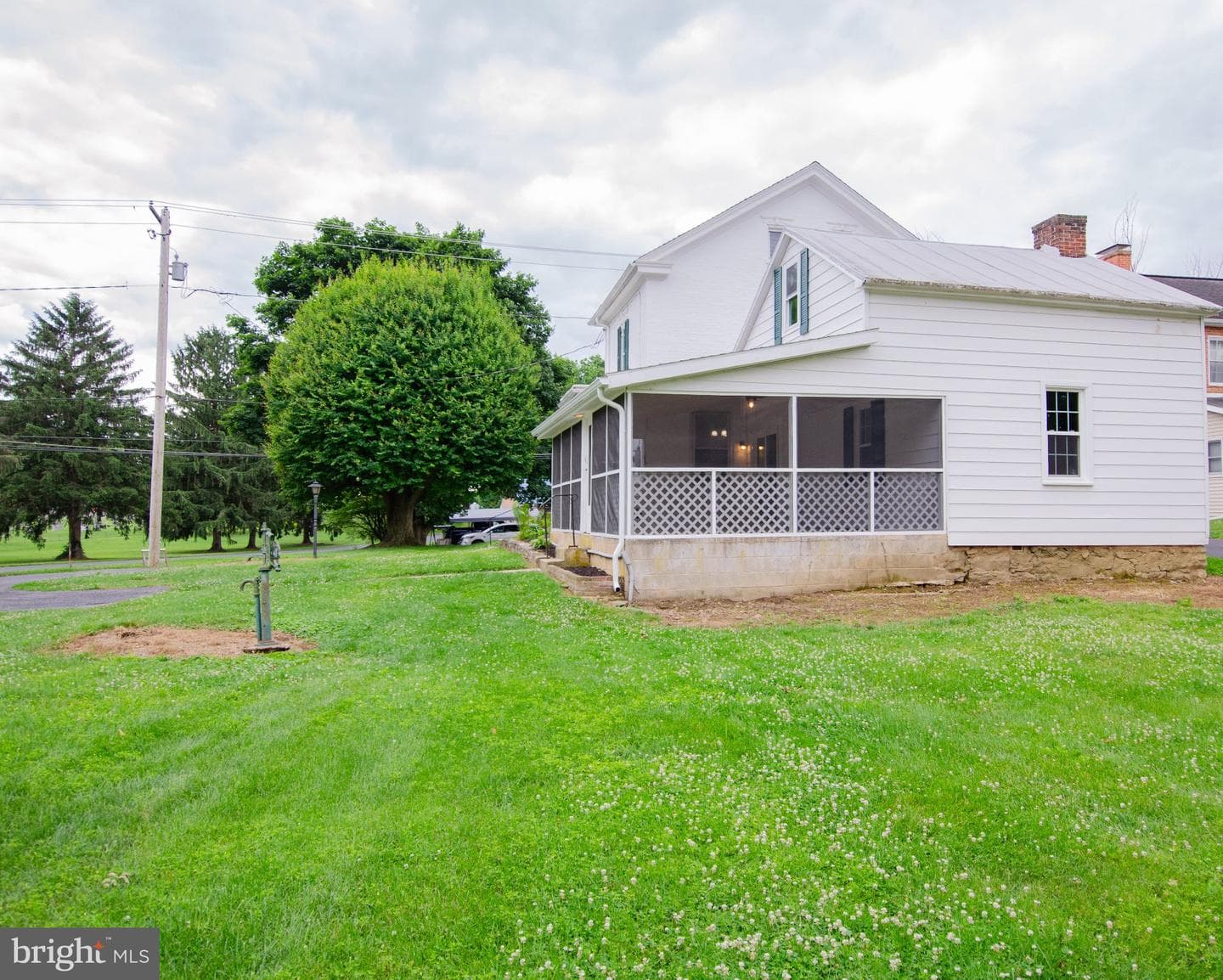 2615 Walnut Bottom Road photo 6