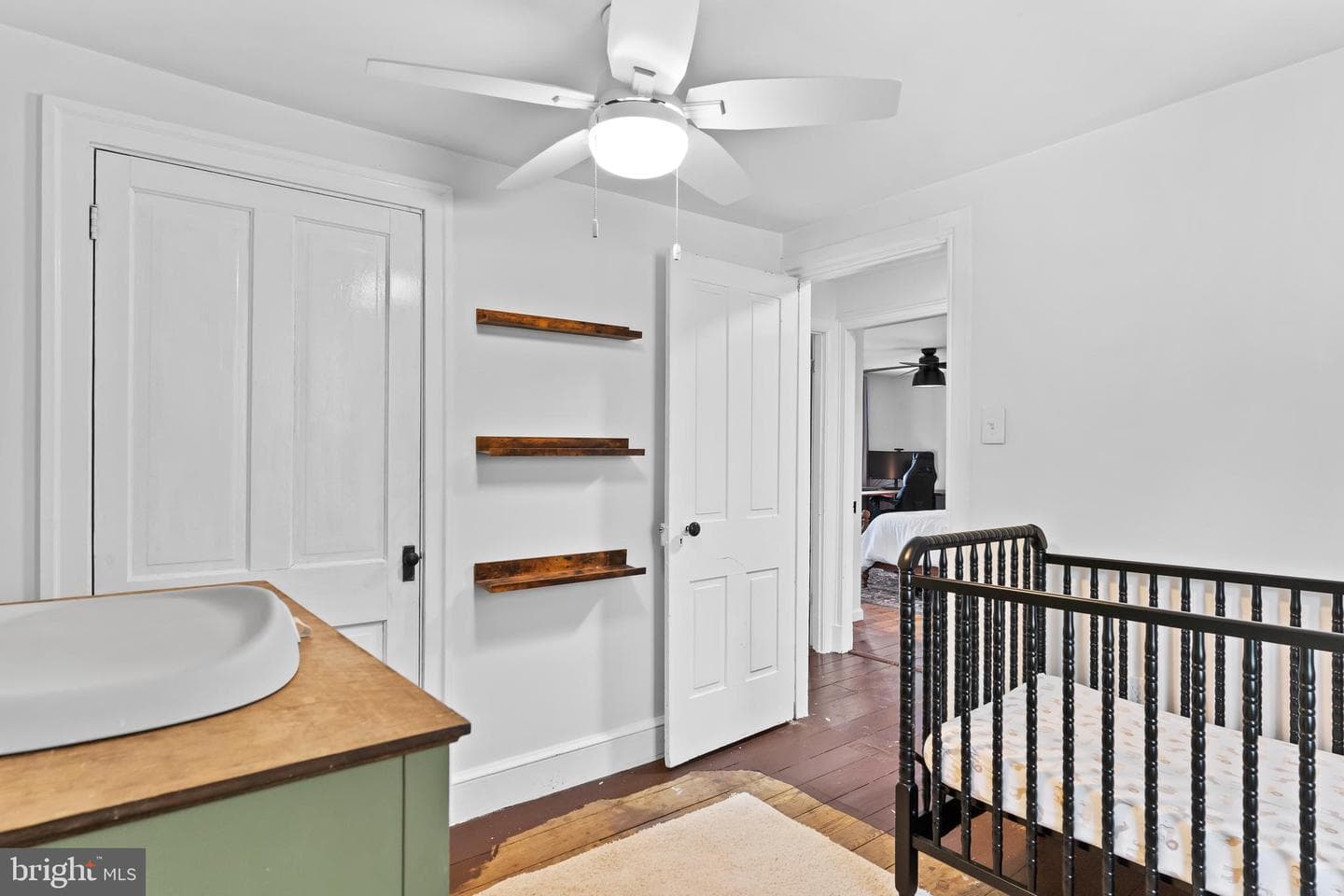 51 Leeds Road photo 33
