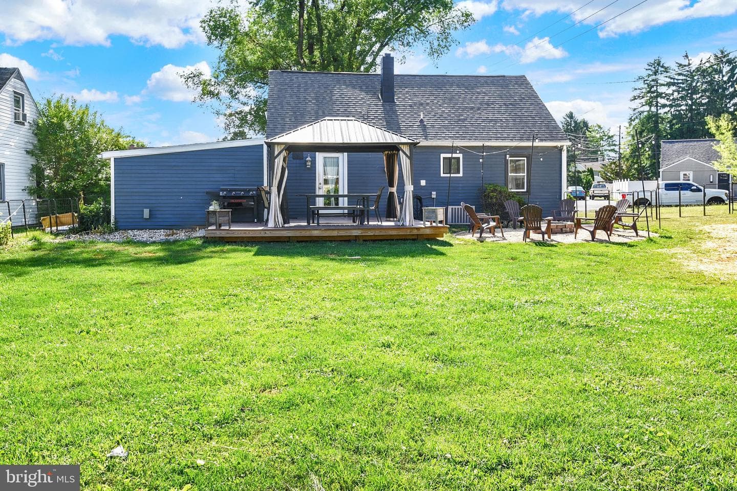 313 Charles Road photo 20