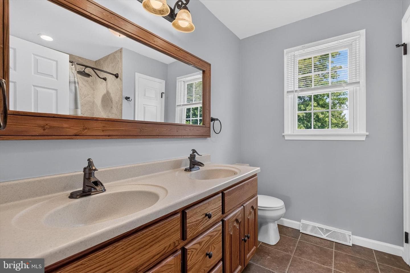 1022 Chelmsford Drive photo 20