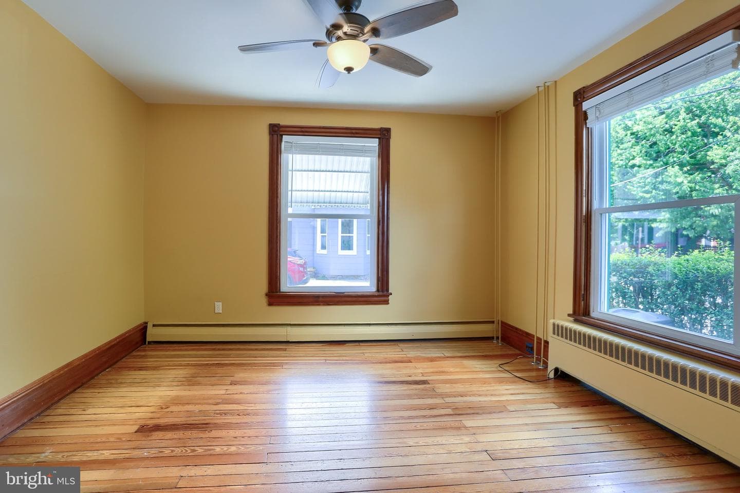9 S Washington Street photo 6