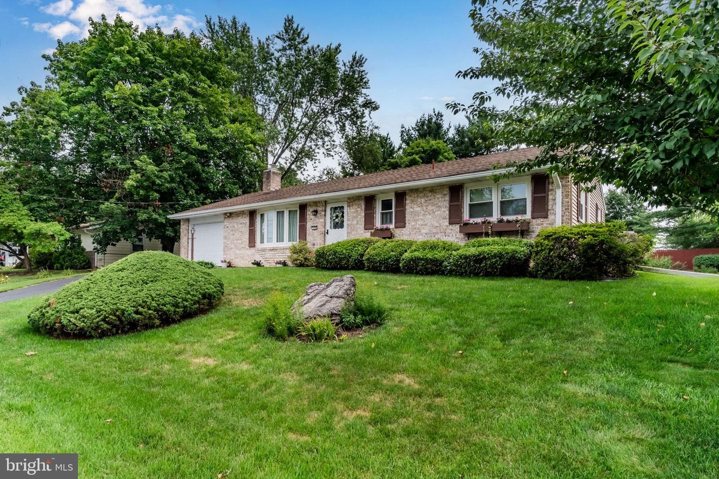 120 Darr Avenue photo 3