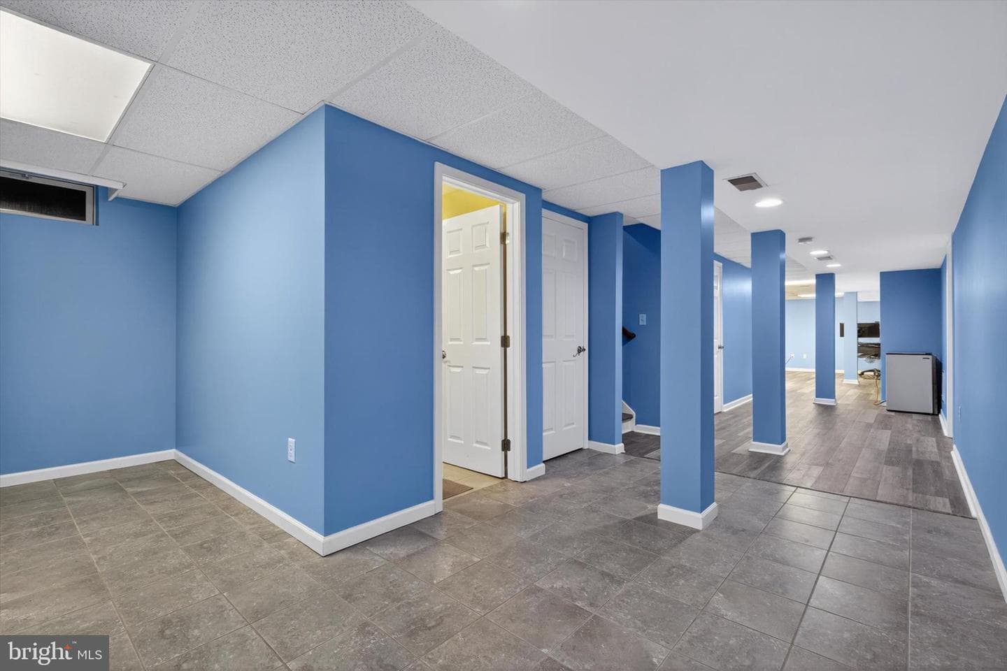 16 Foxwood Boulevard photo 38