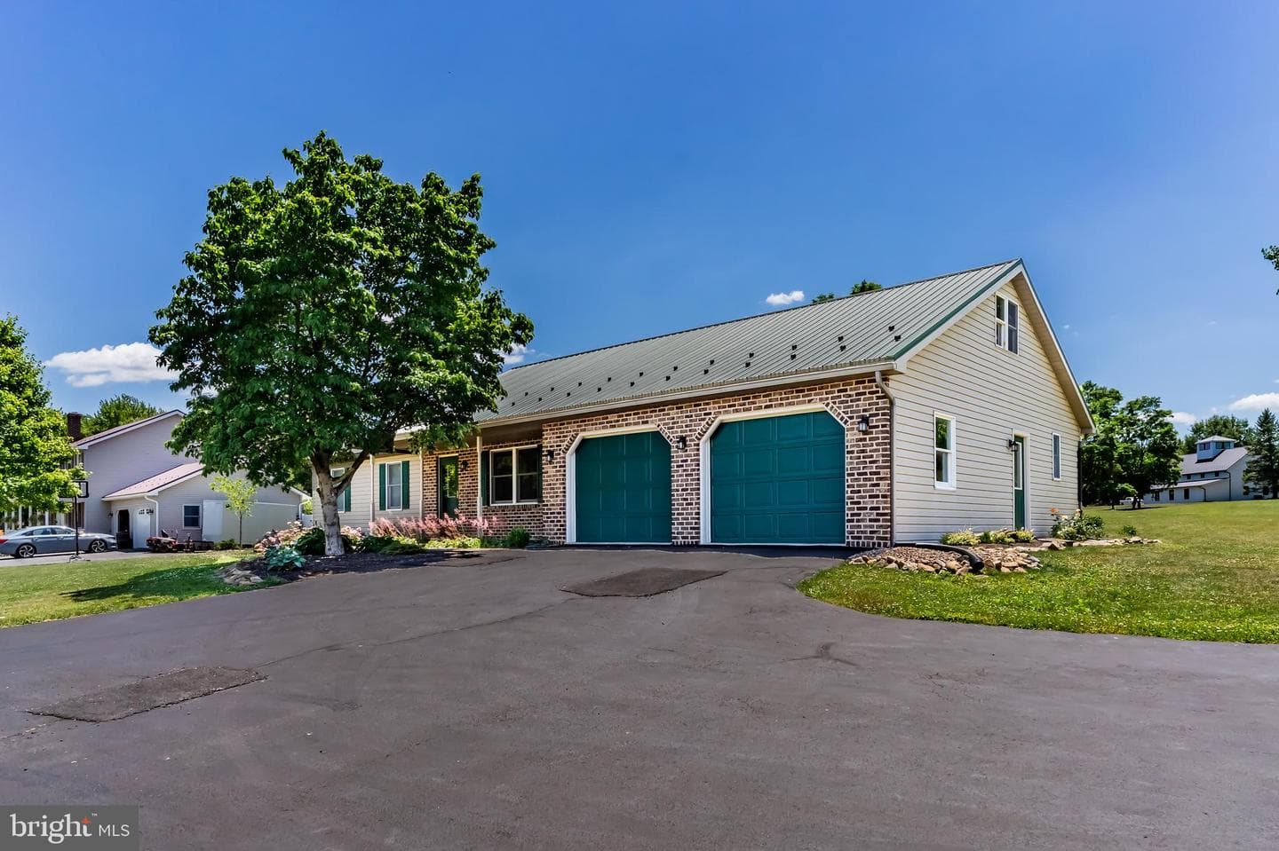 65 Walnut Dale Road, Shippensburg