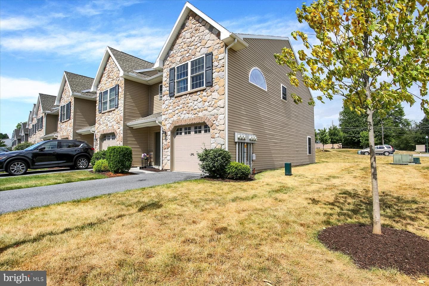 349 Melbourne Lane, Mechanicsburg
