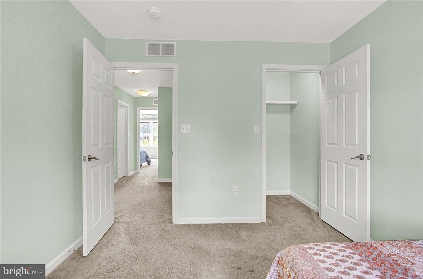 349 Melbourne Lane photo 23