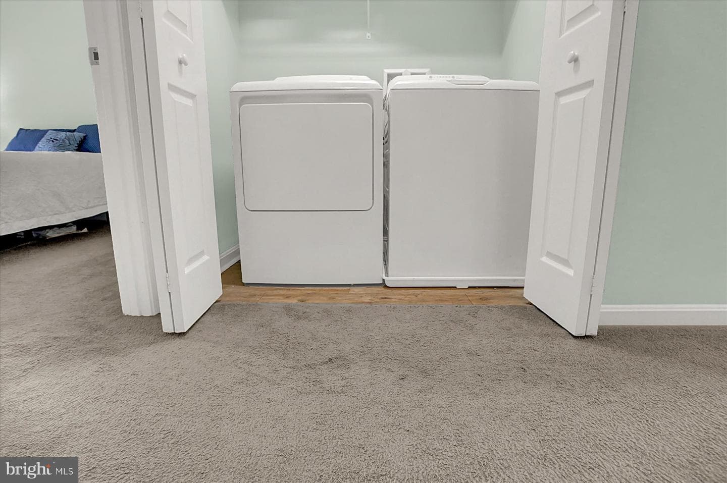 349 Melbourne Lane photo 25