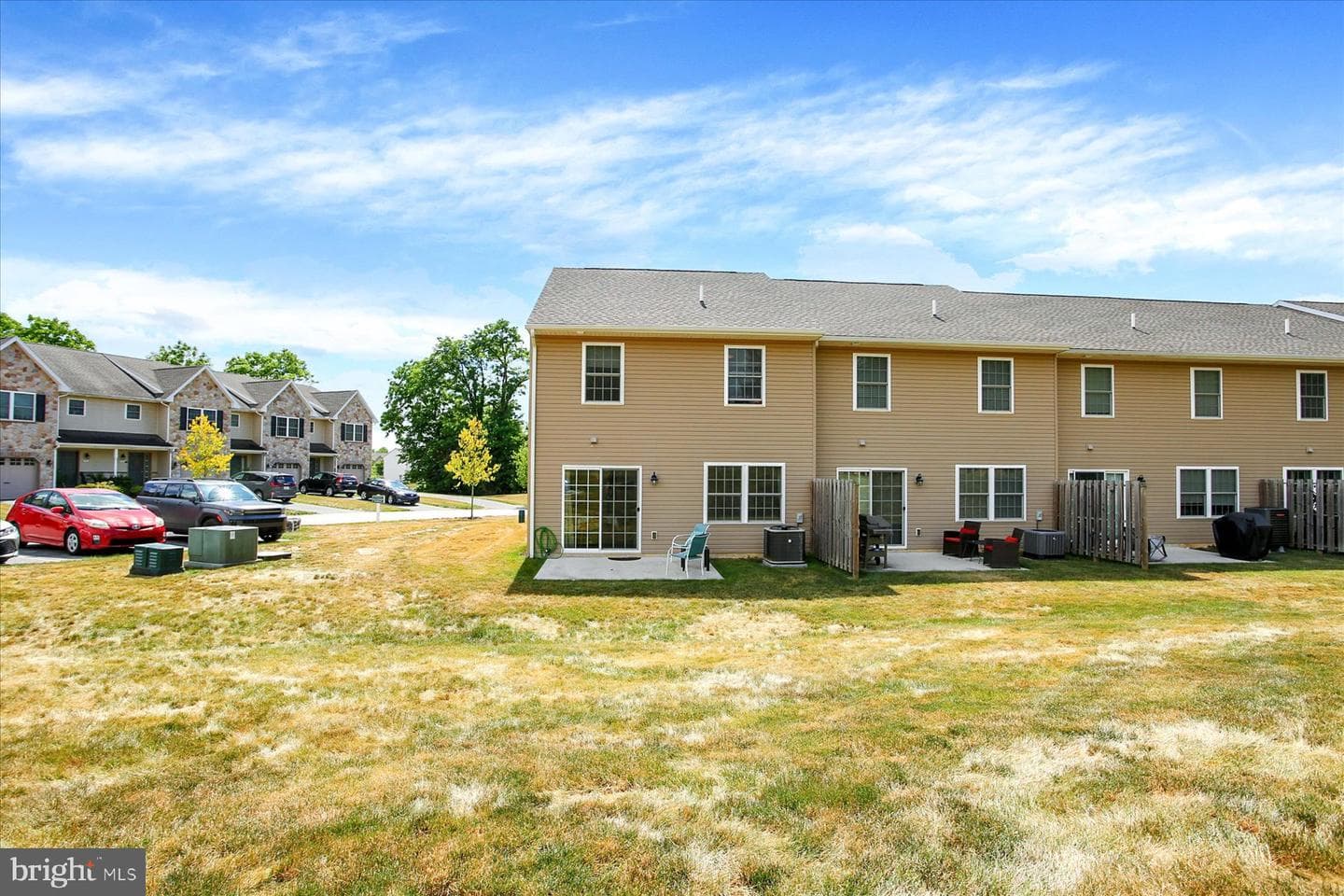 349 Melbourne Lane photo 30