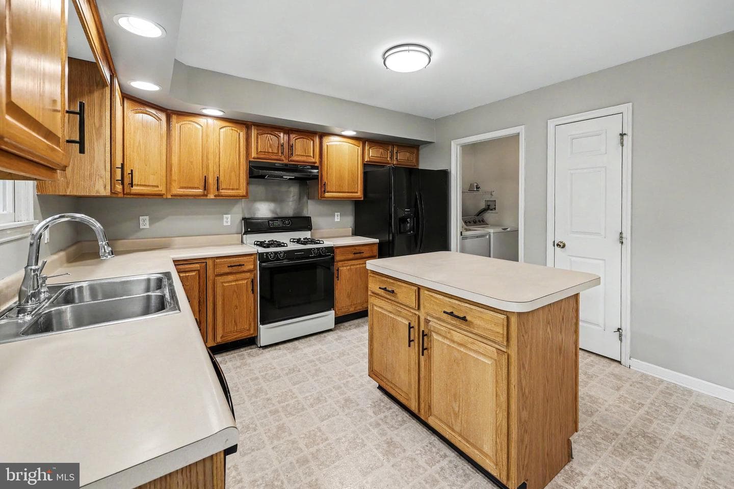 57 Nottingham Drive photo 10