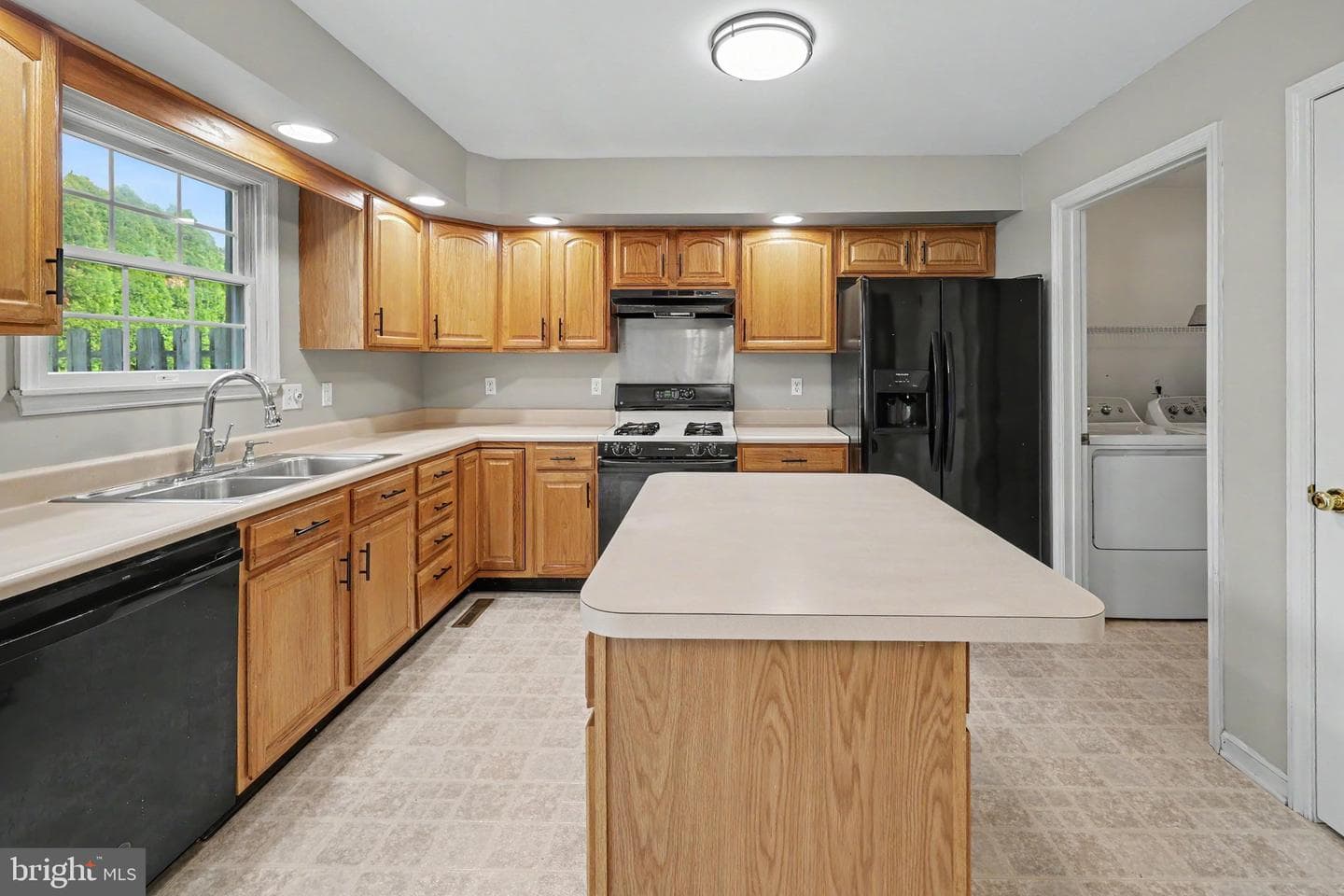 57 Nottingham Drive photo 13