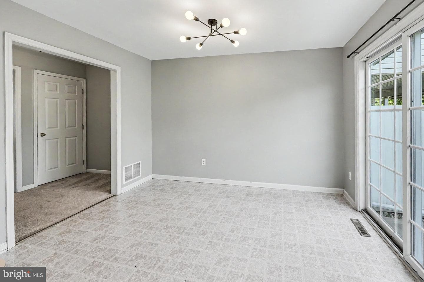 57 Nottingham Drive photo 15