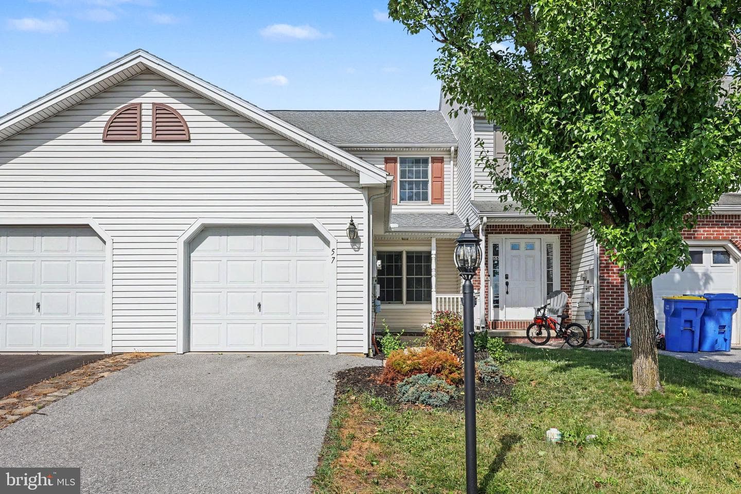 57 Nottingham Drive photo 3