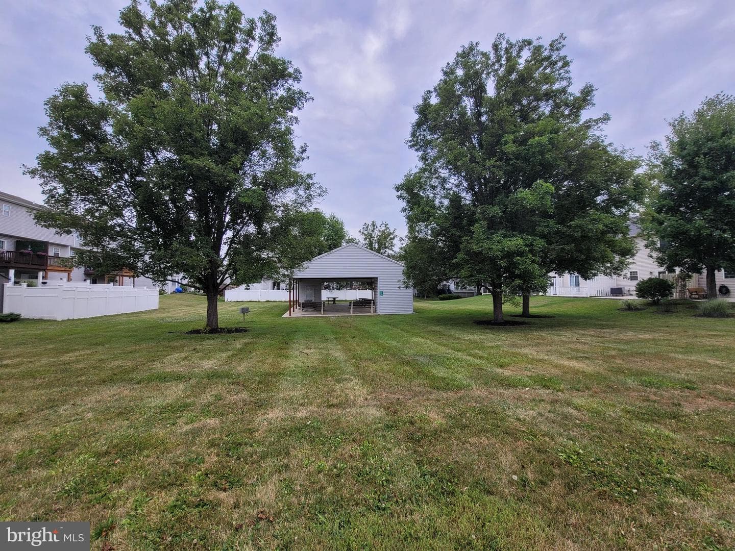 57 Nottingham Drive photo 32