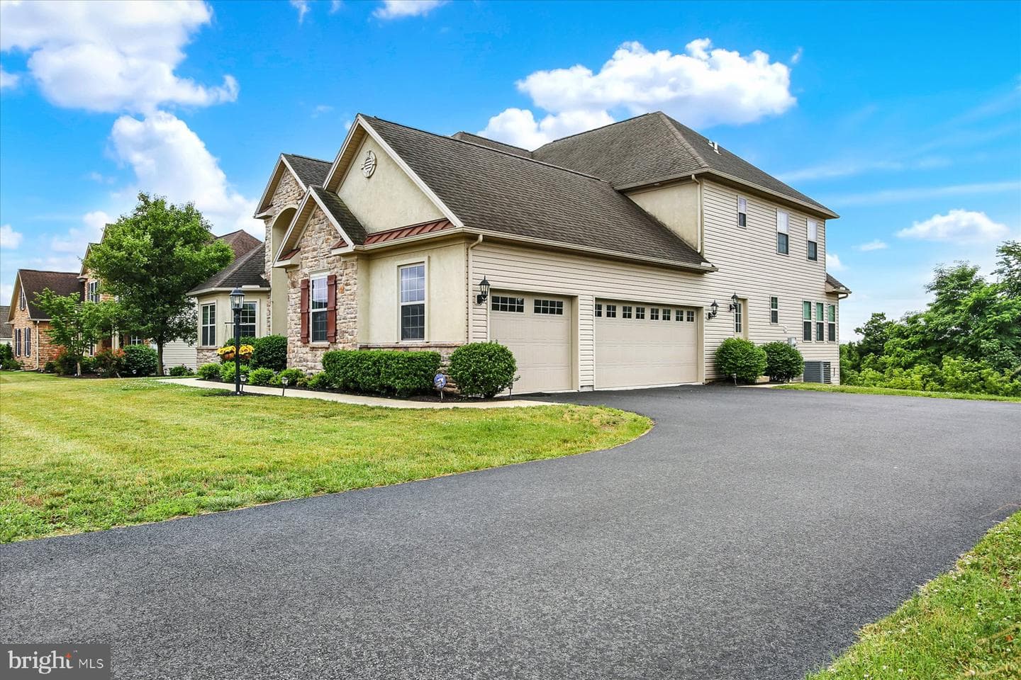 745 Grandon Way photo 65