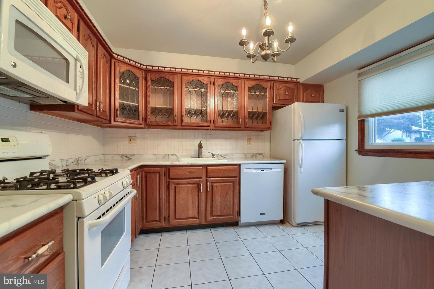 50 Drexel Place photo 7