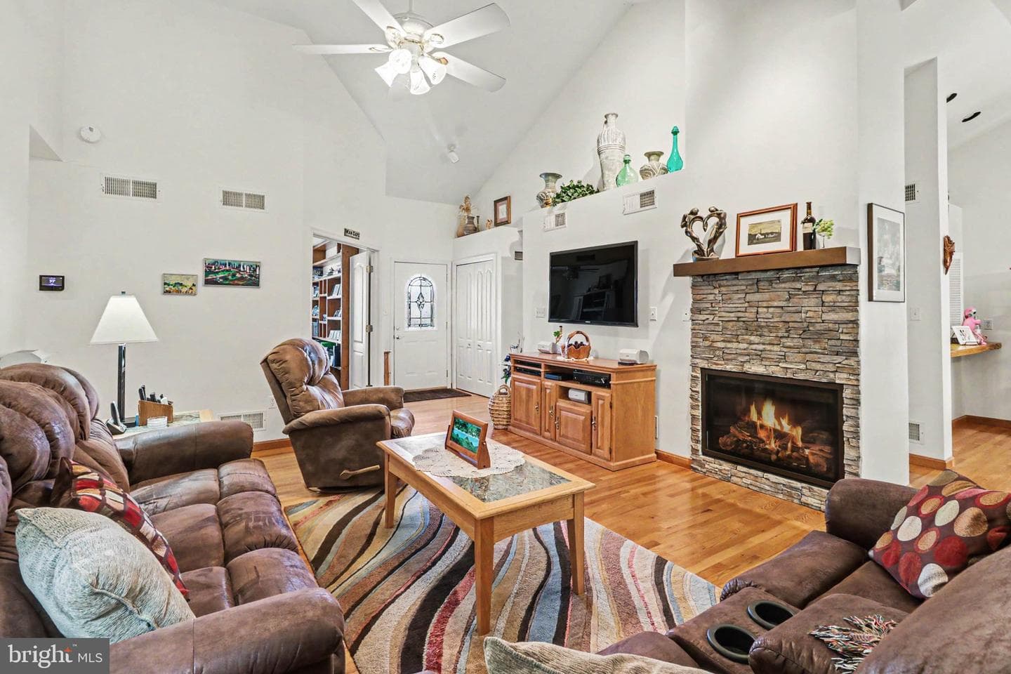32 Teaberry Drive photo 4