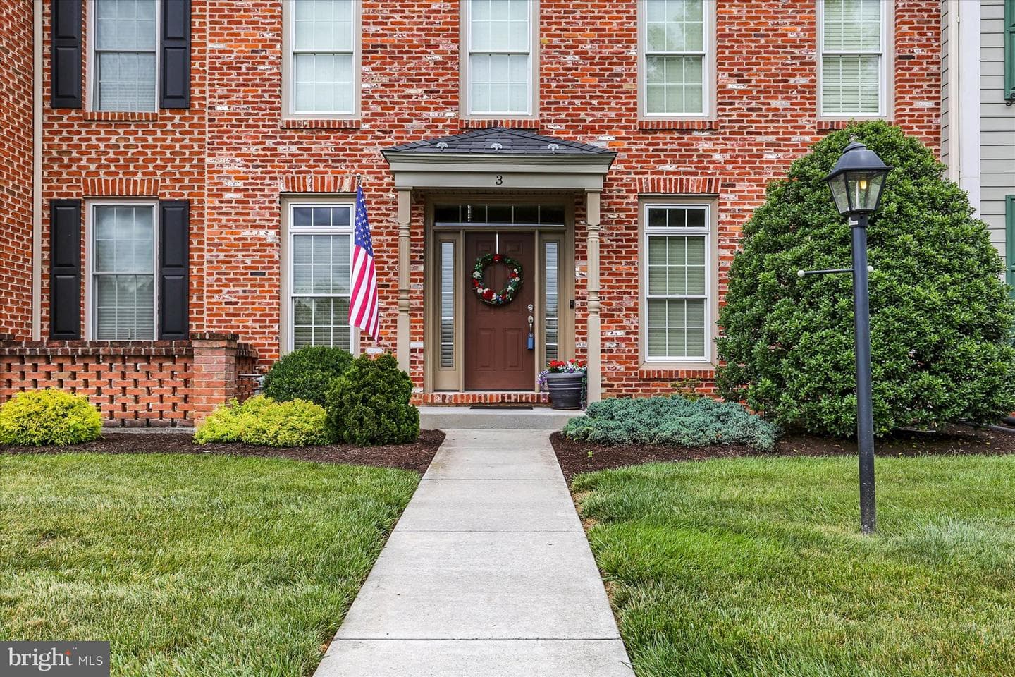 3 Jamestown Square, Mechanicsburg
