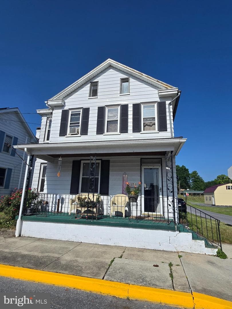 113 Chestnut Street, Mount Holly Springs