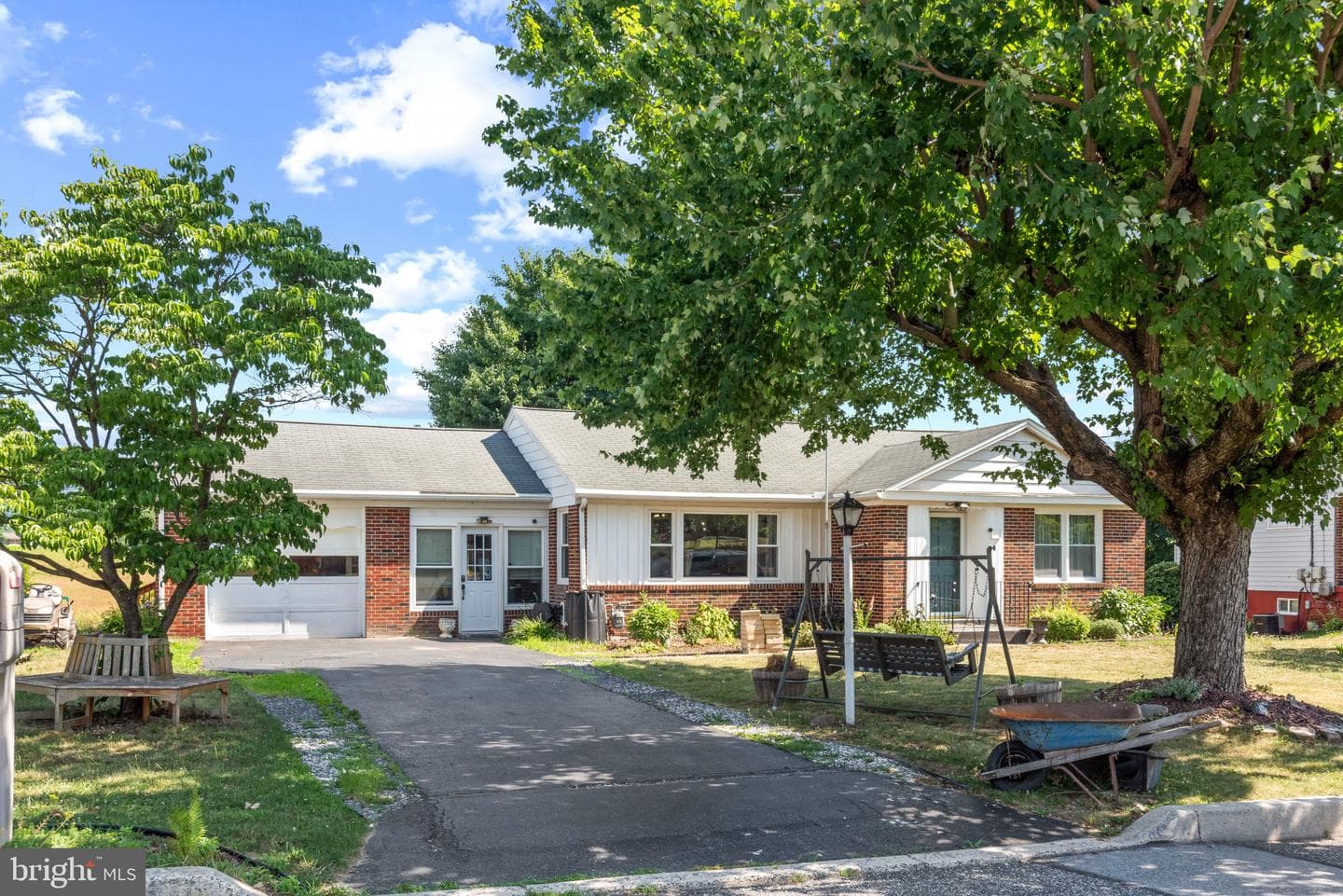 14 Sharon Road, Enola