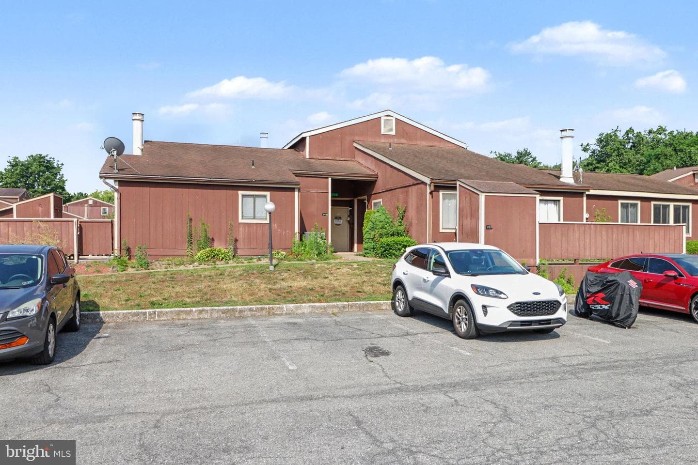 223 Lee Court, Enola