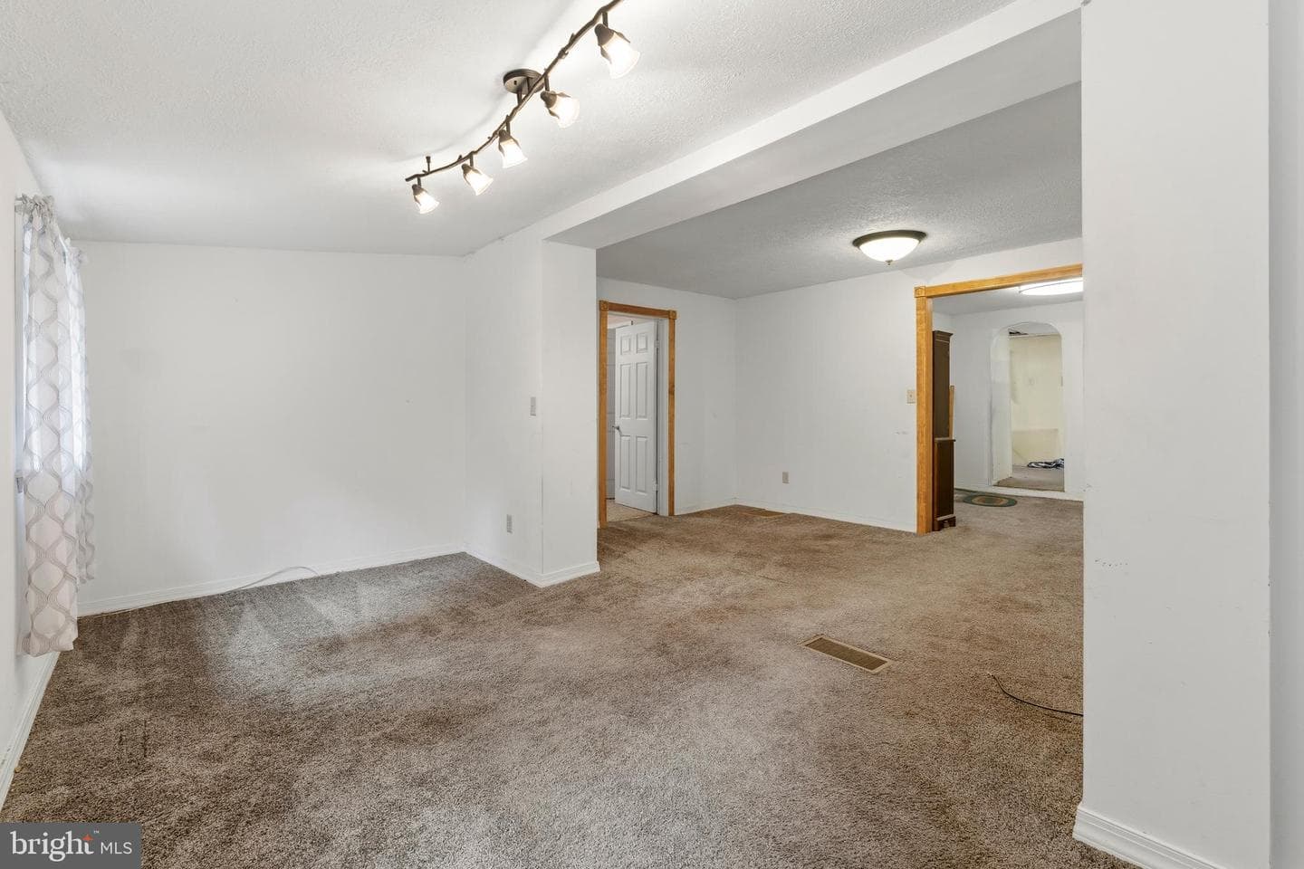 200 Creekside Drive photo 10