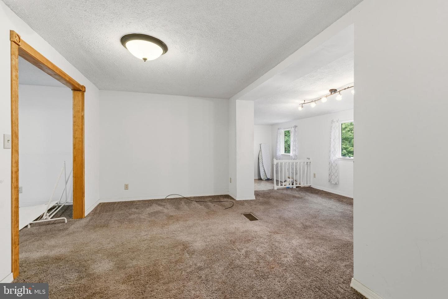 200 Creekside Drive photo 13