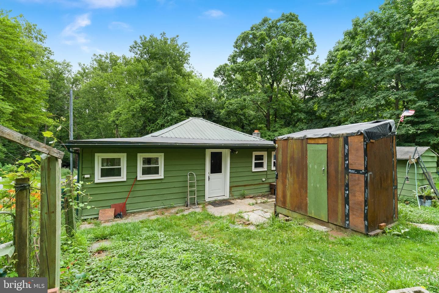 200 Creekside Drive photo 3