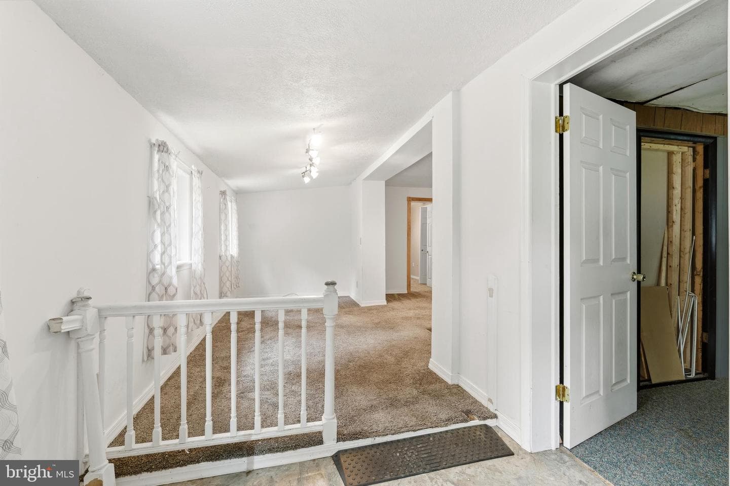 200 Creekside Drive photo 8