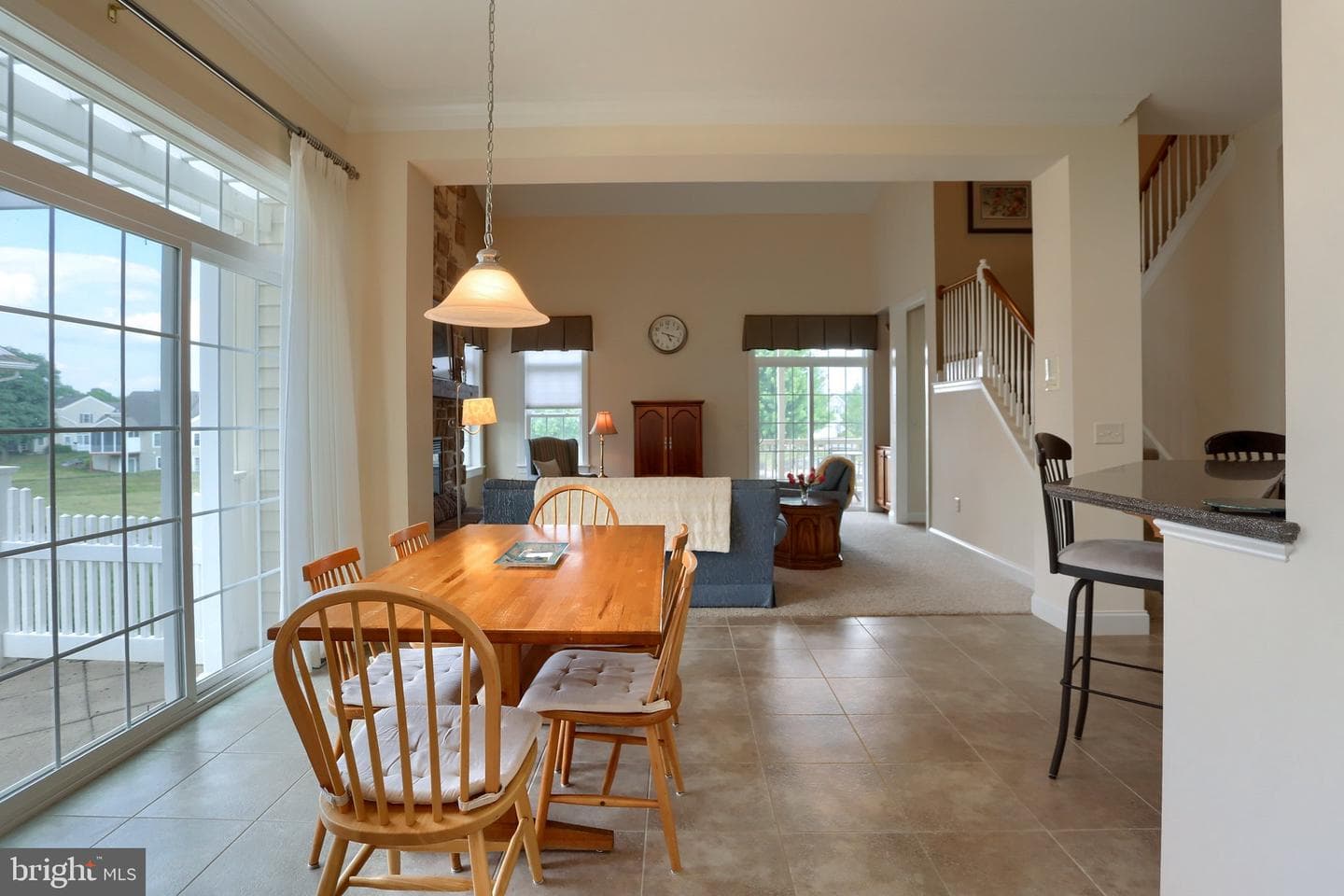 425 Carmella Dr photo 13