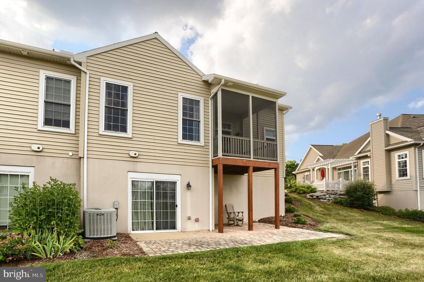 425 Carmella Dr photo 47
