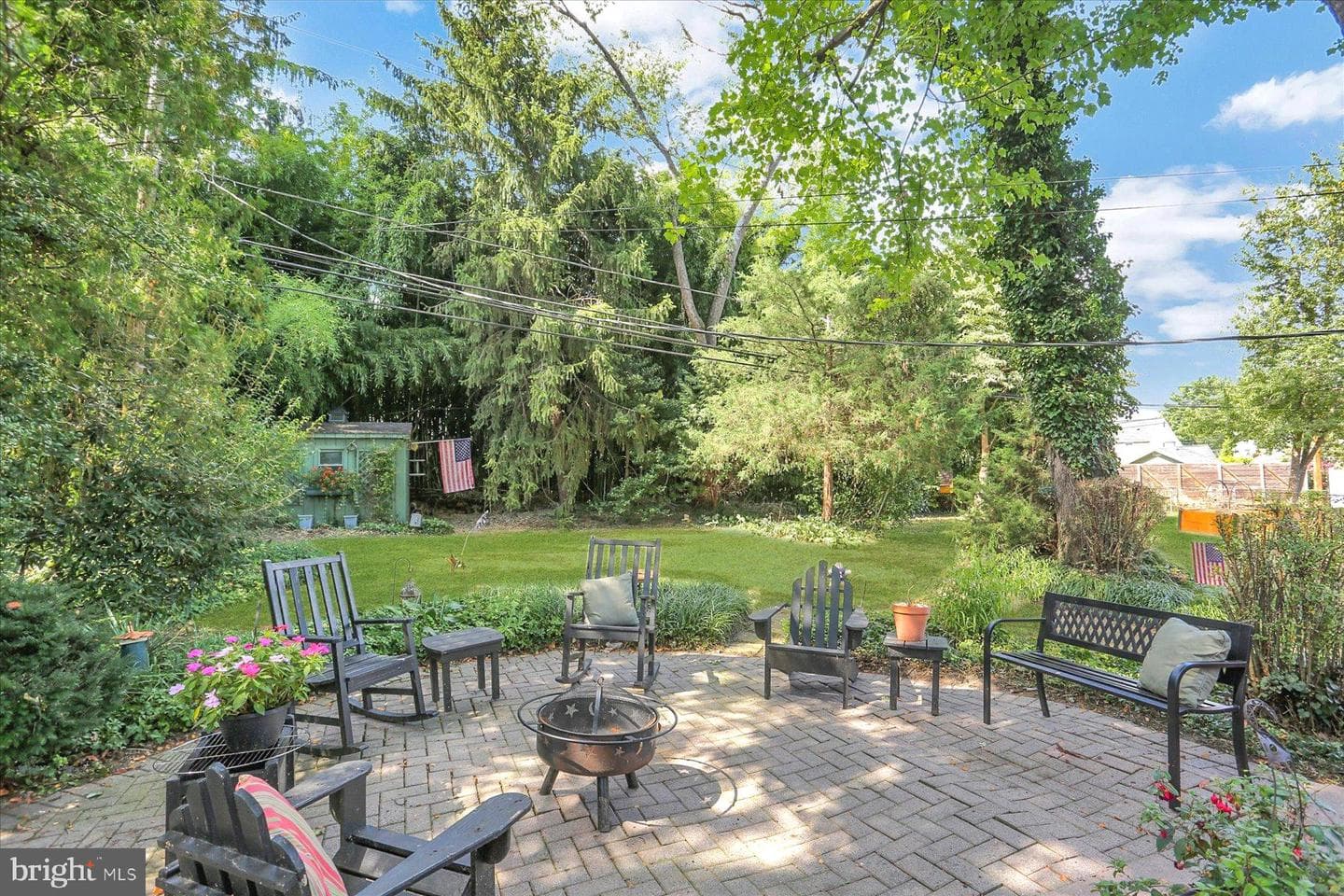 221 Bailey Street photo 34