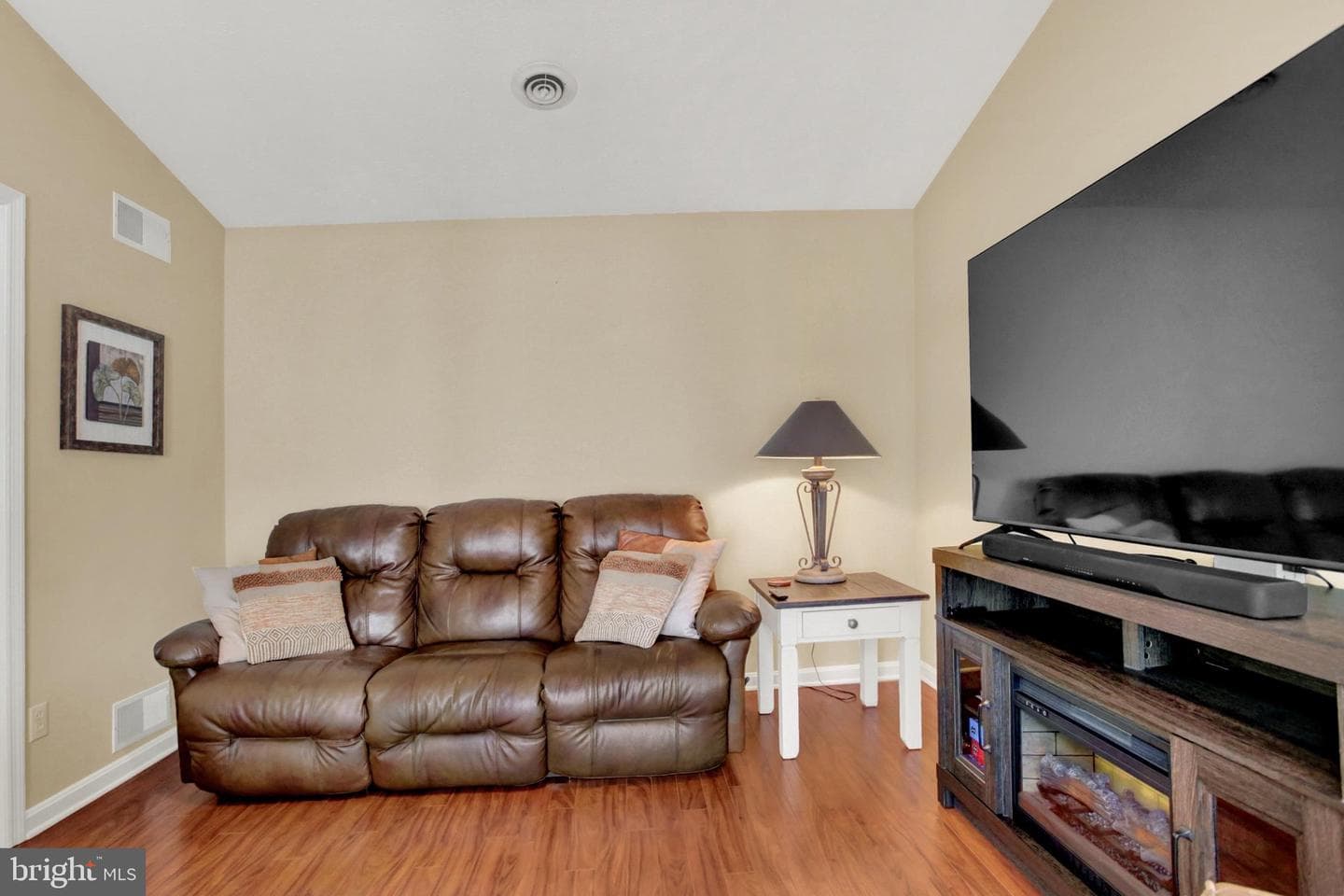 63 Greenspring Drive photo 12