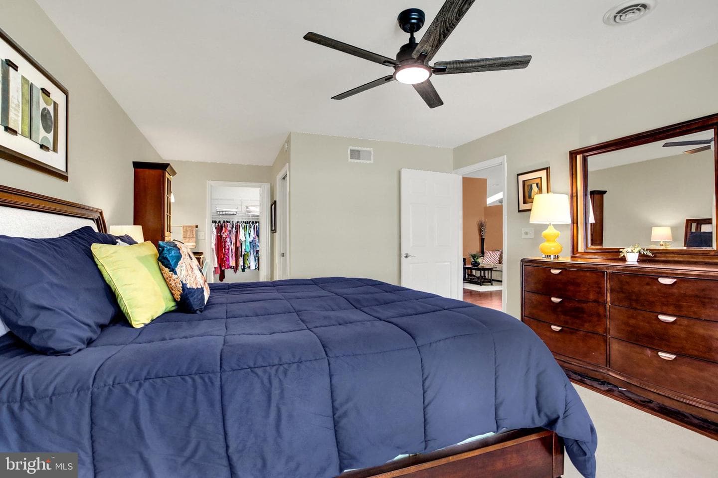 63 Greenspring Drive photo 26