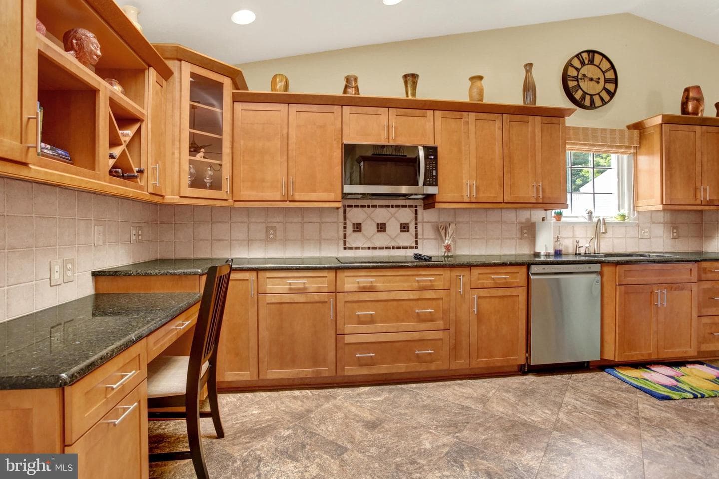 63 Greenspring Drive photo 5