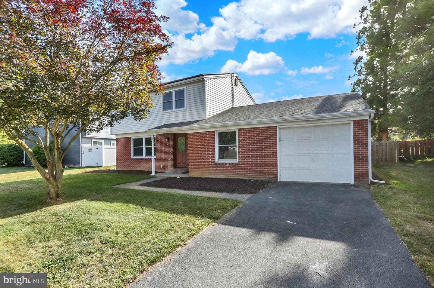 201 Linda Drive, Mechanicsburg