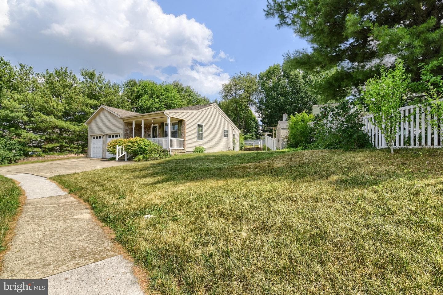 41 Woodmyre Lane, Enola