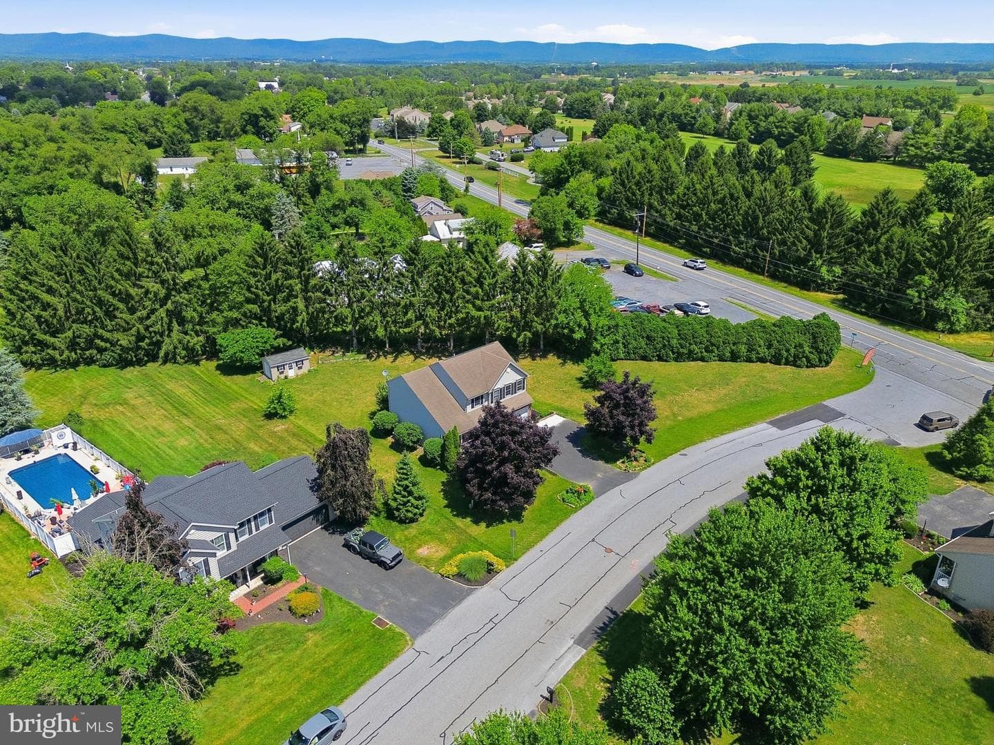 2 Forgedale Dr photo 48