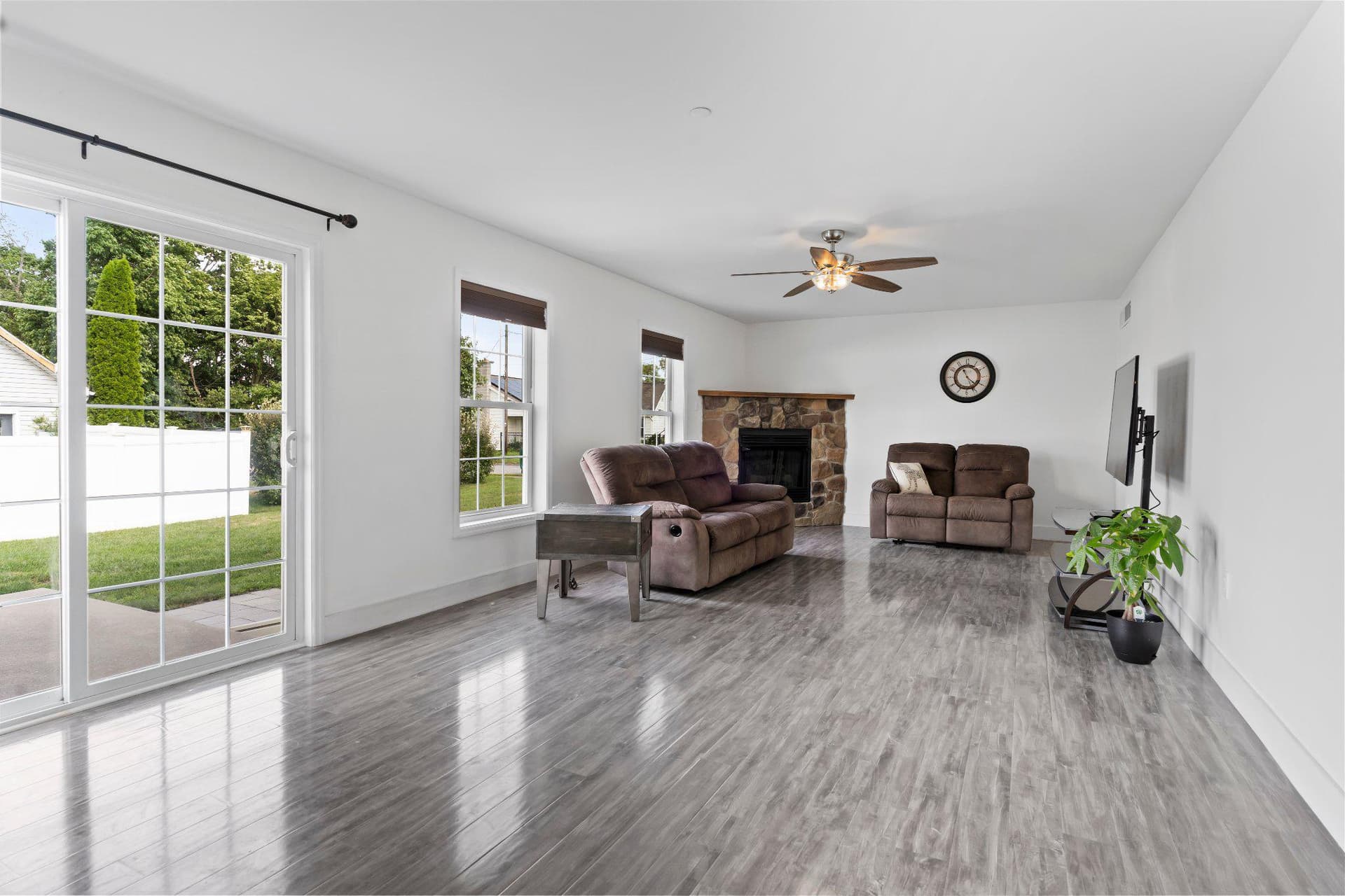 222 Chester Road photo 22