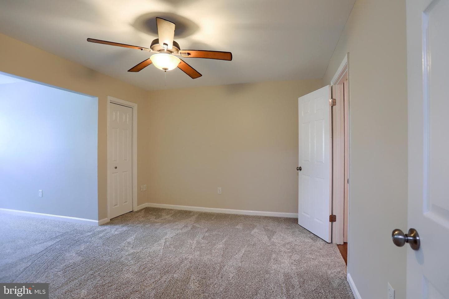 5602 Moreland Court photo 13