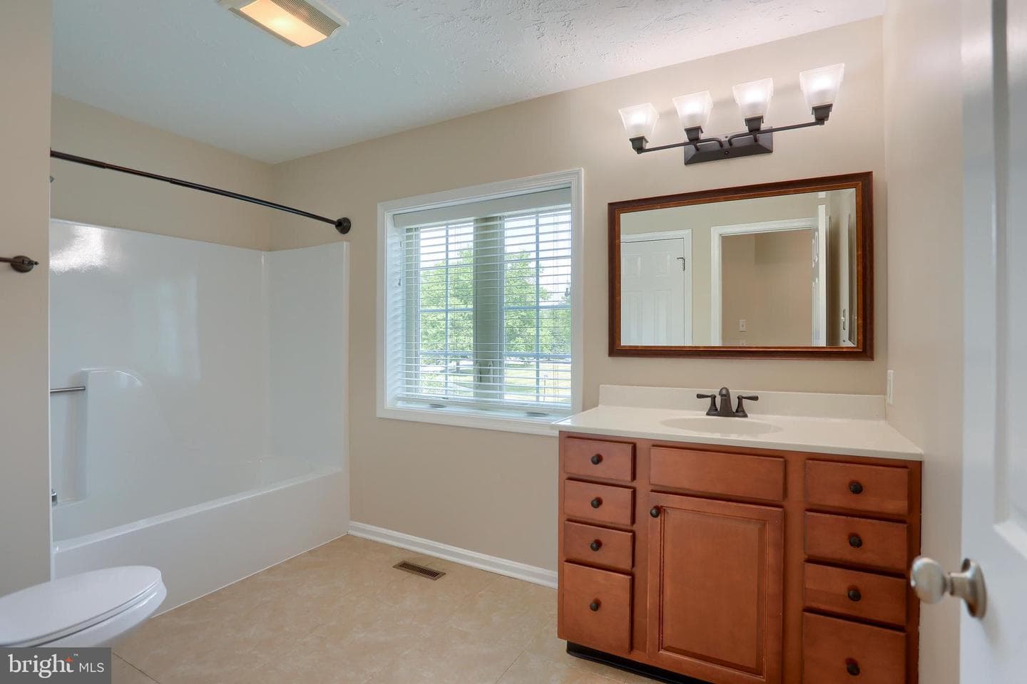 5602 Moreland Court photo 21