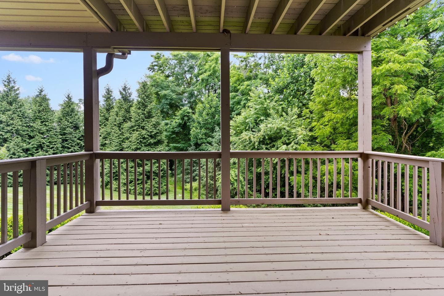 536 Bridgeview Drive photo 34