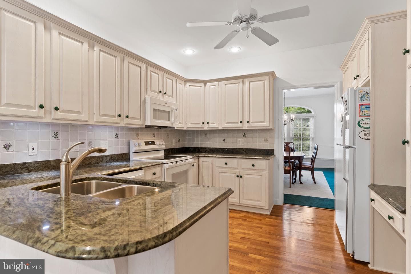 536 Bridgeview Drive photo 6