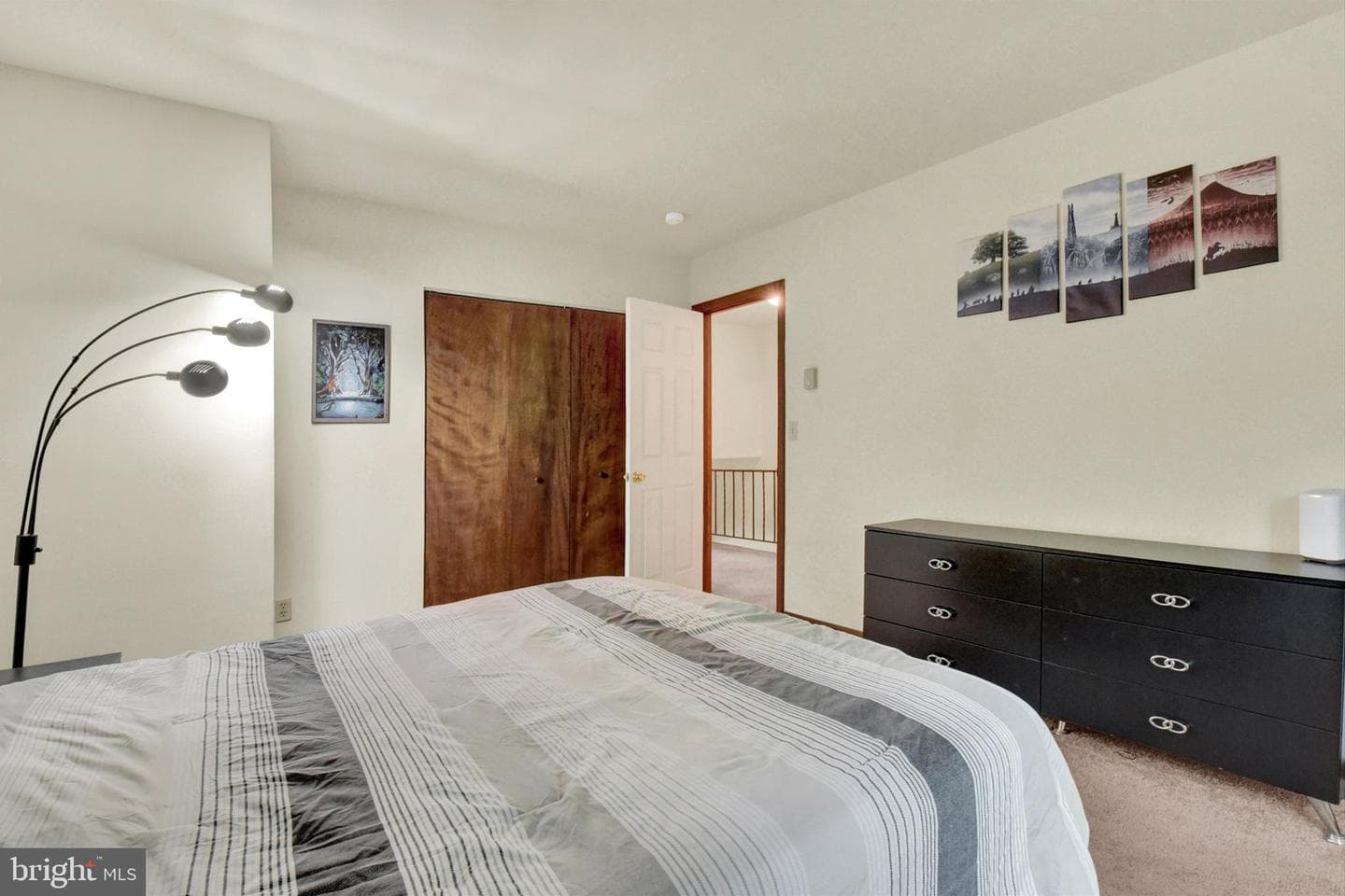 202 Marion Avenue photo 9