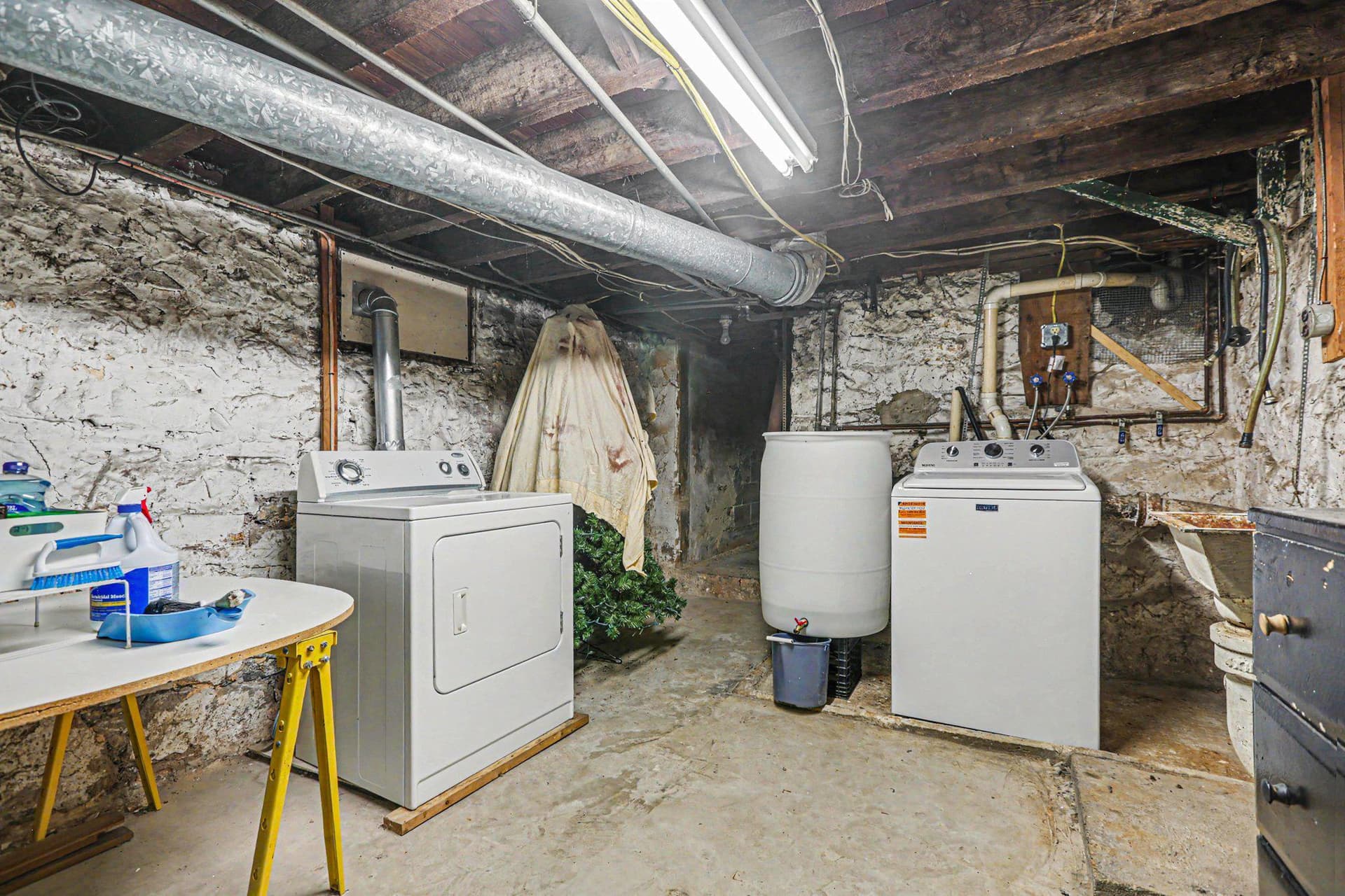 215 Walnut Street photo 22