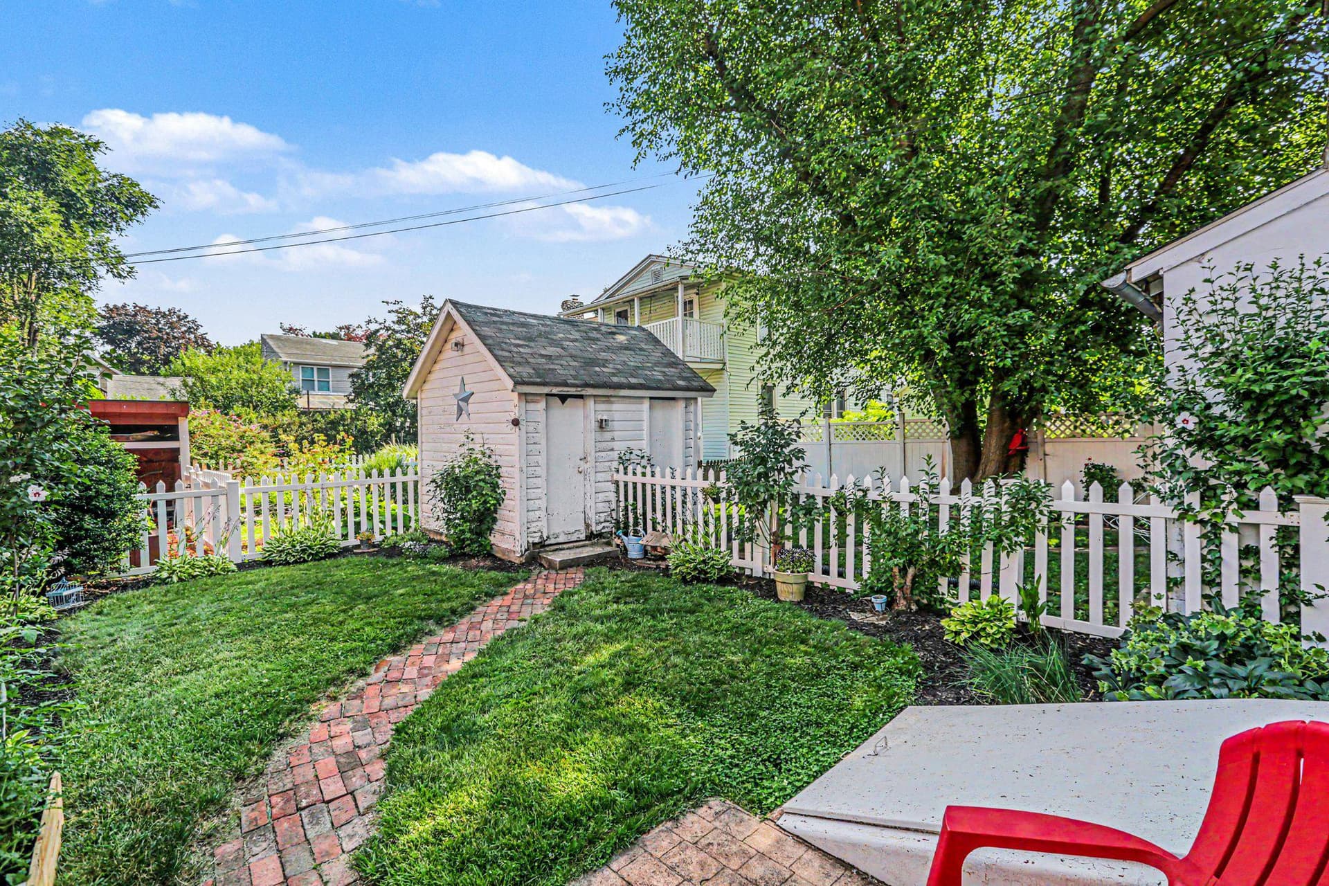 215 Walnut Street photo 32
