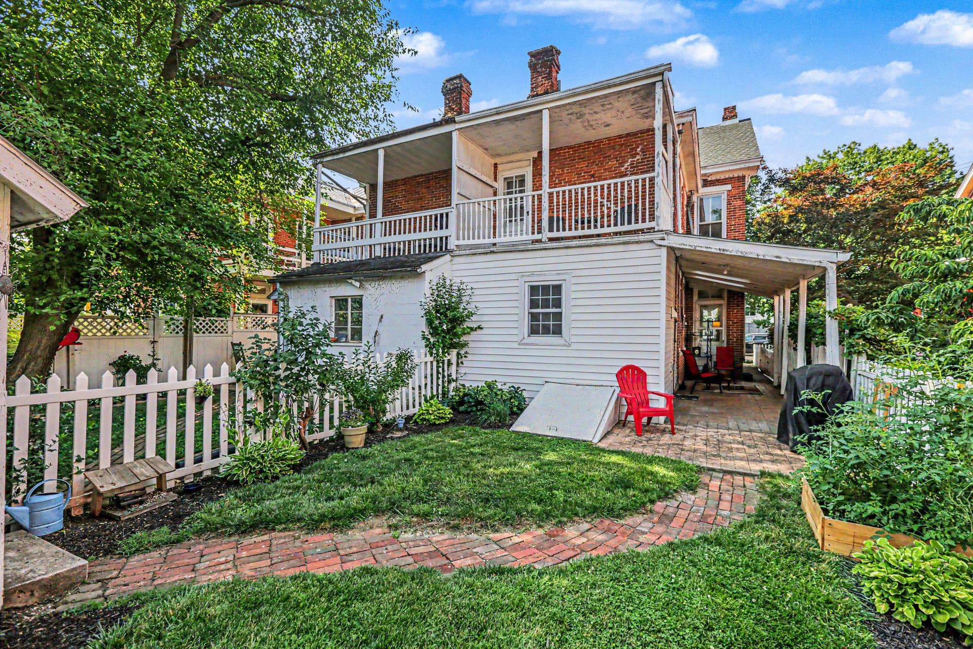 215 Walnut Street photo 34