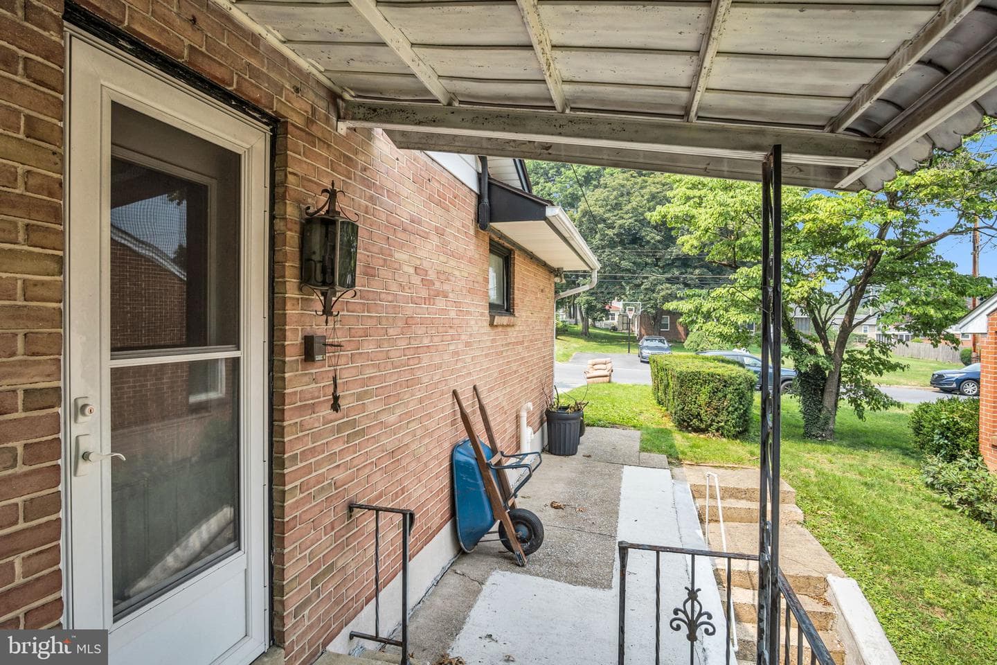 2201 Logan Street photo 38
