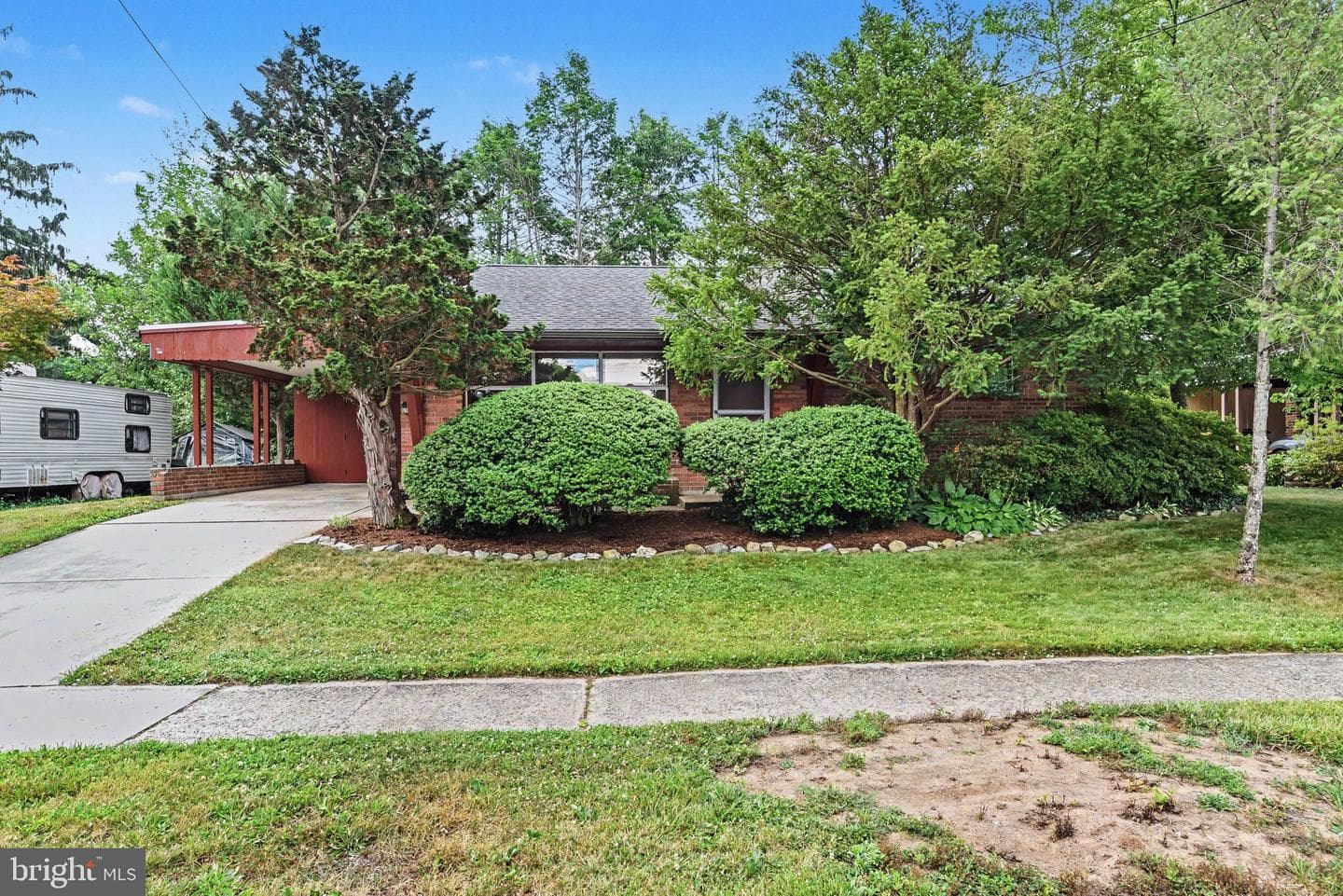 1819 Willow Rd, Camp Hill
