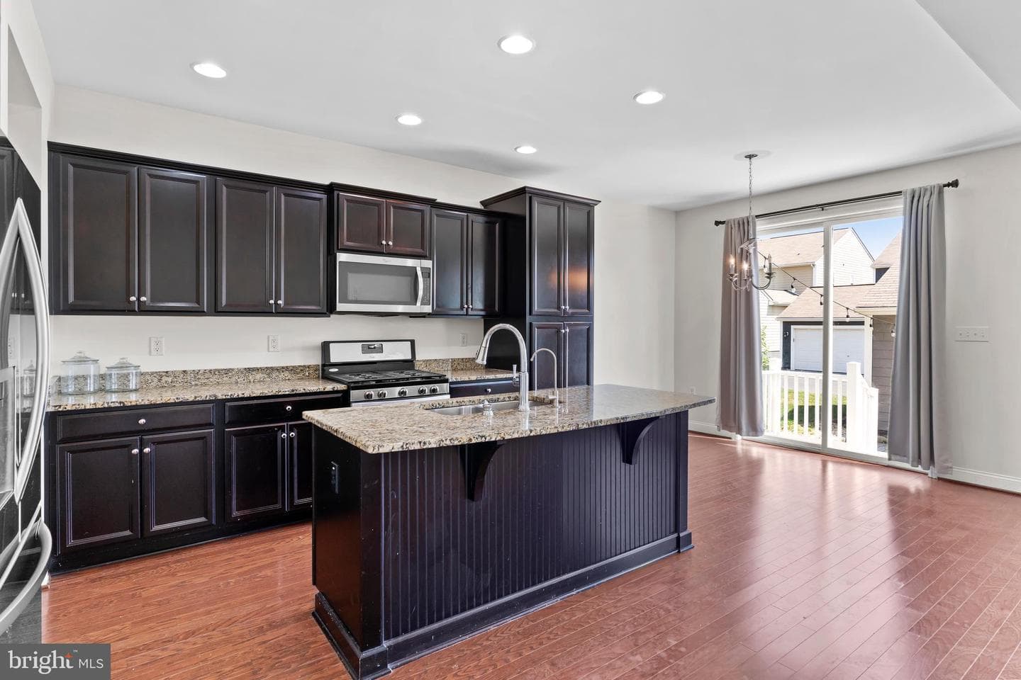 524 Shaw photo 12