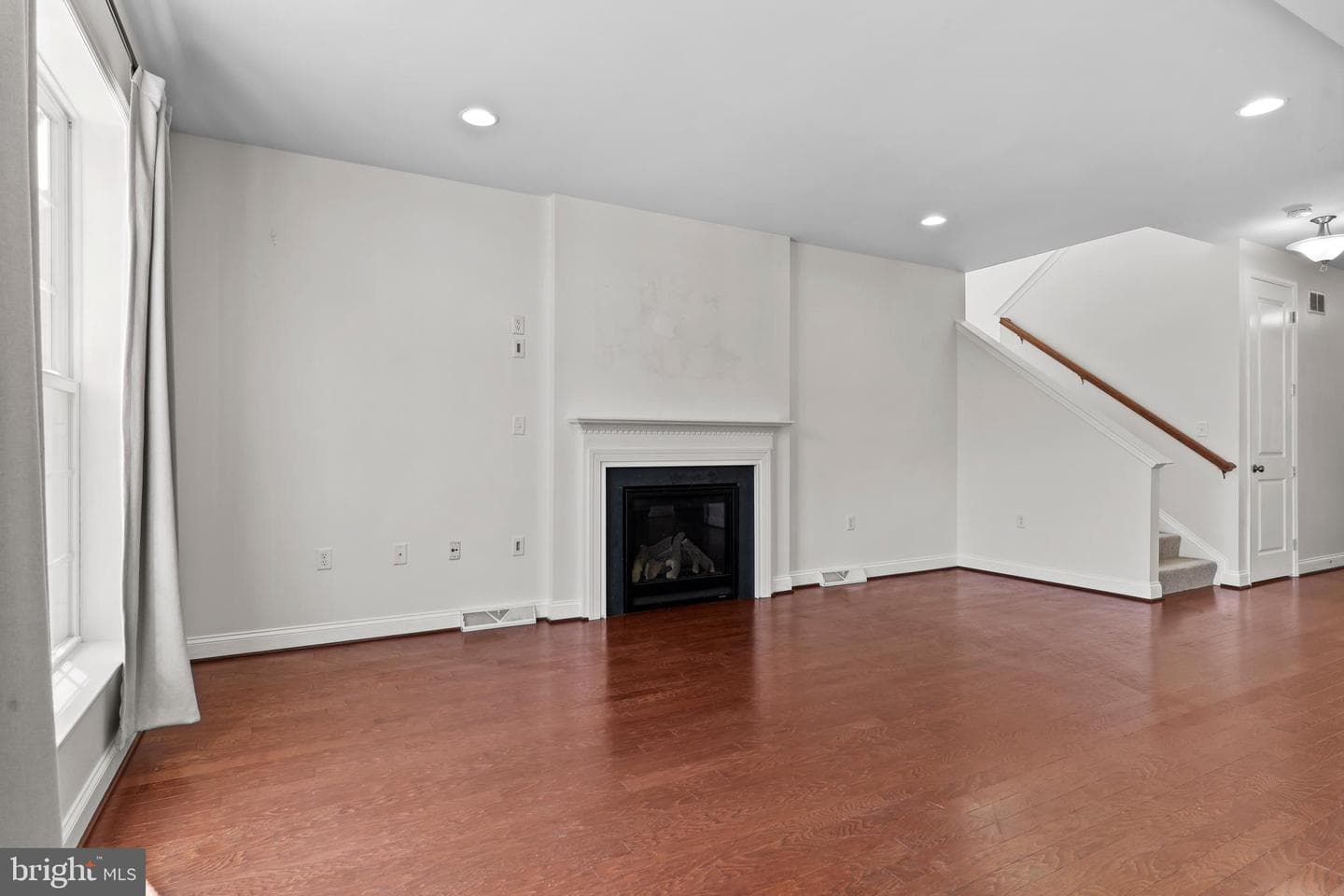 524 Shaw photo 22